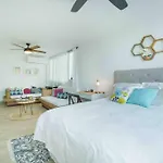 Beachfront Paradise Isla Verde